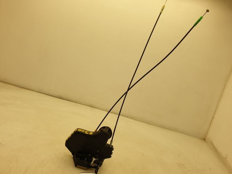 2003 TOYOTA COROLLA PASSENGER SIDE REAR DOOR LOCK ACUATOR