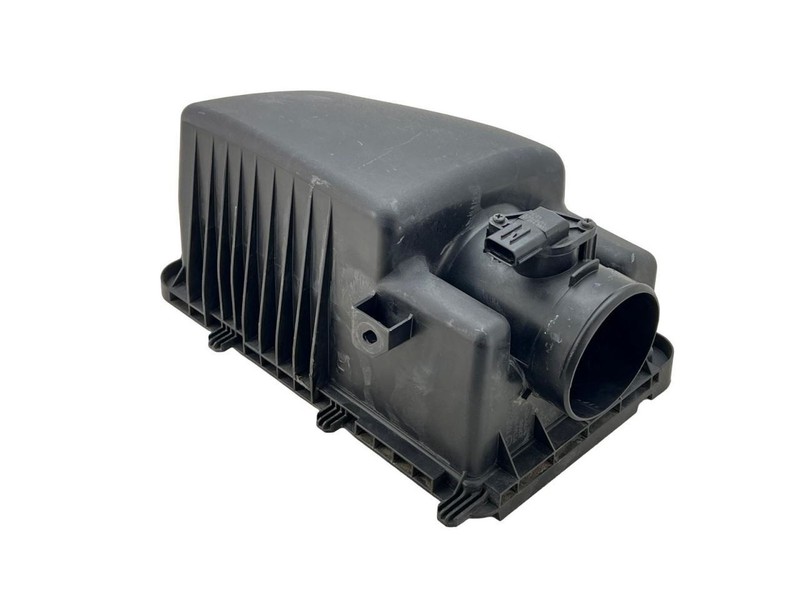 2014-2018 Mazda 3 Air Cleaner Box Upper Only With Sensor