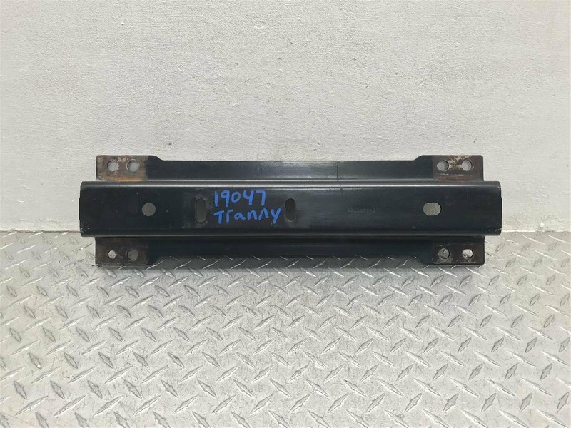 2005 DODGE DURANGO 5.7L TRANSMISSION CROSSMEMBER OEM 5136159AA