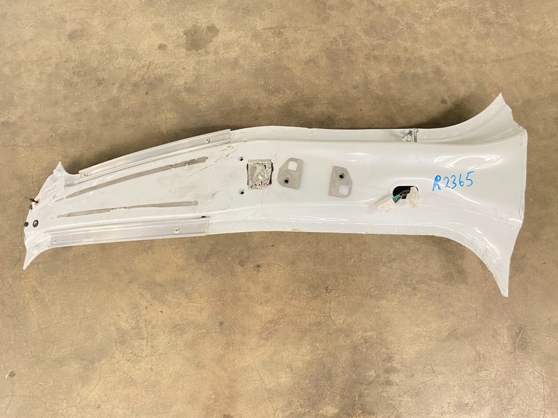 ⭐12-20 TESLA MODEL S RIGHT PASS SIDE B PILLAR BODY CUT FRAME OEM LOT2365