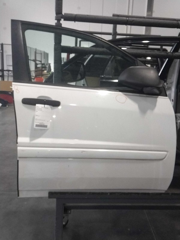 2005 Chevrolet Equinox Right Door White DENT 160K OEM Used Parts 568265
