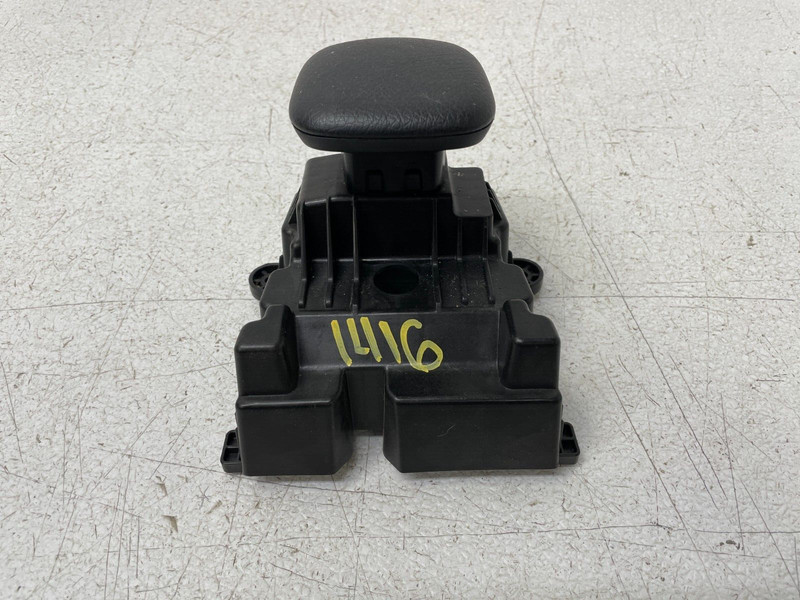 19 20 21 22 Mercedes A220 Center Console Gear Shifter Selector Knob 1416 OEM