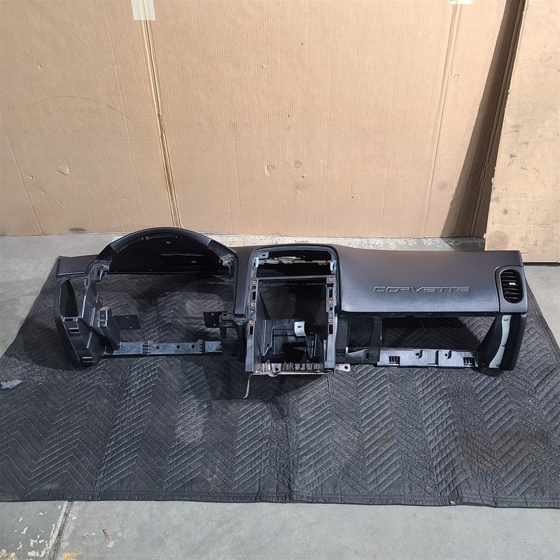 05-08 Corvette C6 Dash Dashboard Pad Instrument Panel Aa7471