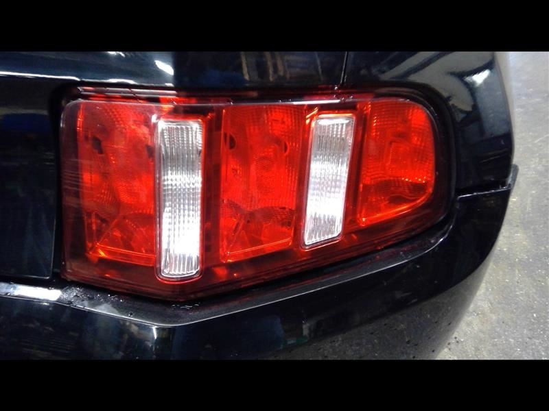 Passenger Right Tail Light Fits 10-12 MUSTANG 914132