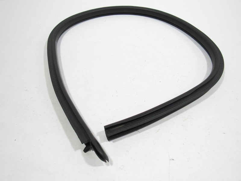10-15 Jaguar XK XKR 2014 Front Right Lower Door Weather Strip Seal |:M