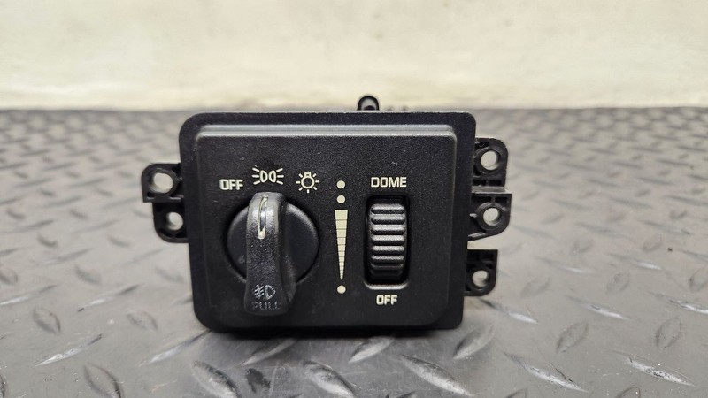 01-03 Dodge Durango Headlamp Switch W/ Fog OEM 56045534AE