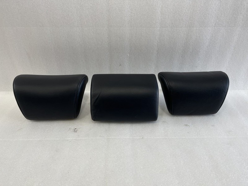 2004 2005 2006 LEXUS RX330 REAR SEAT HEADRESTS SET BLACK LA22