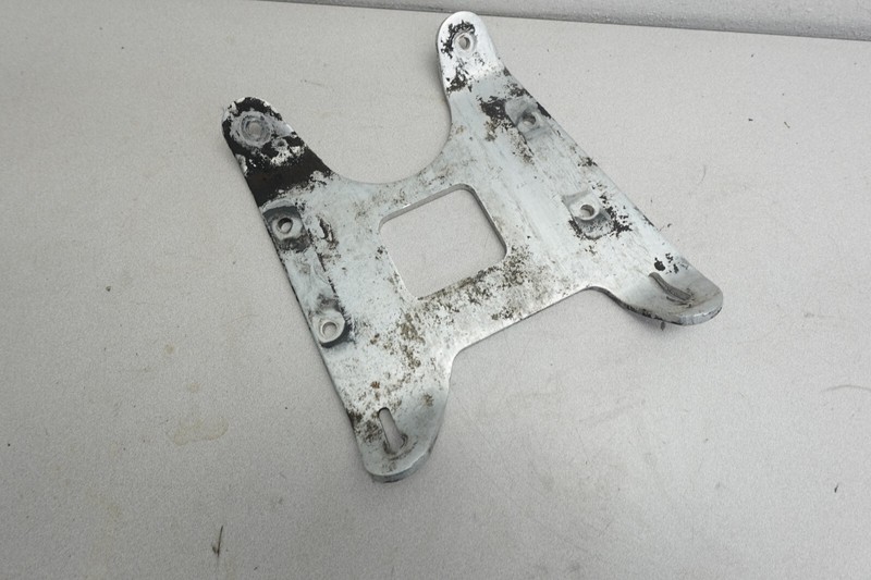 1997-2000 Polaris XC SP 600 RMK SKS 700 OEM Engine Motor Mounting Plate