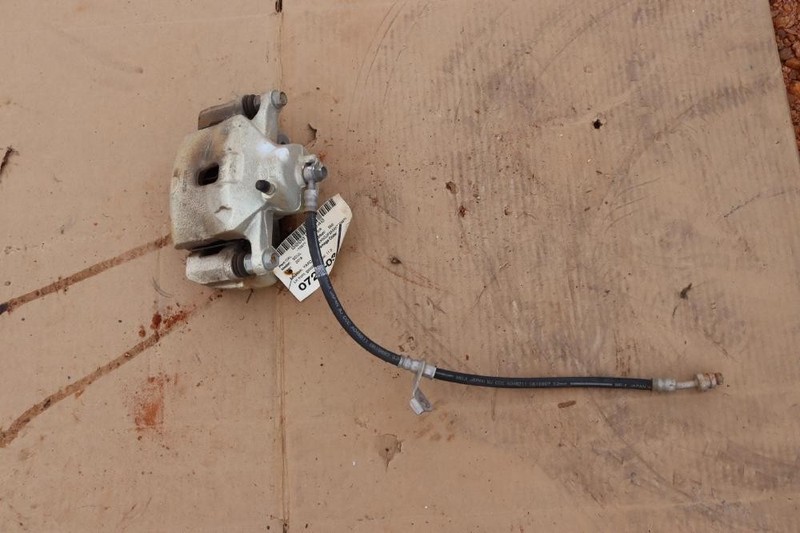 2014-2019 KIA SOUL FRONT LEFT DRIVER SIDE BRAKE CALIPER OEM 11.03" DIAMETER