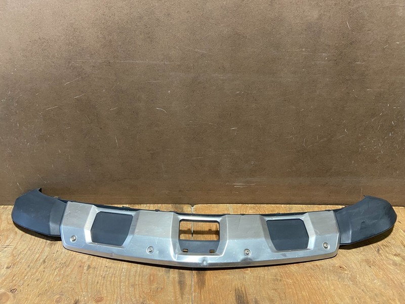 2007 to 2009 Mercedes Benz ML350 Front Bumper Cover Valance AA9177