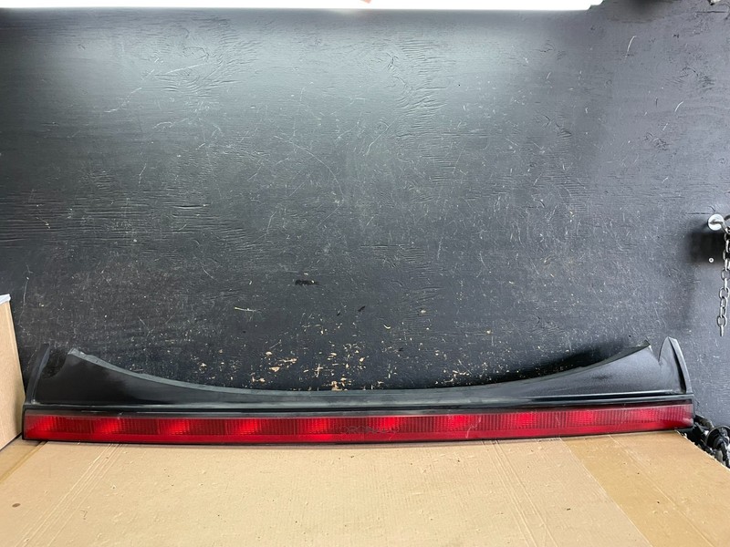 1988 1989 Olds Toronado Trofeo Rear Tail Light Panel AA1897