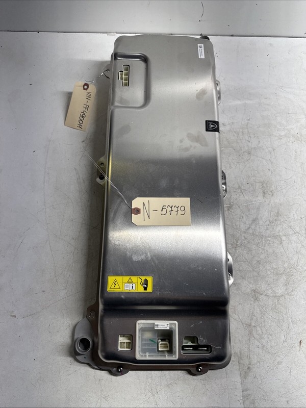 2018-2025 TESLA MODEL Y 3 BATTERY POWER CONVERSION PCS 32A1135558-03-D 5779 S2