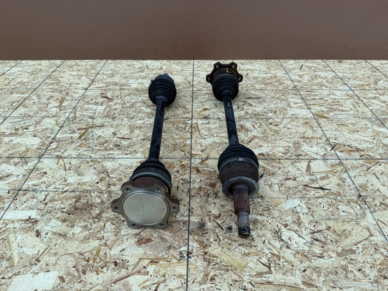 INFINITI G35 G37 Q60 07-16 OEM REAR RIGHT AND LEFT AXLE SHAFT AUTO RWD ASSEMBLY