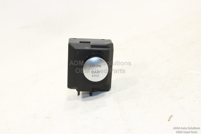 2014-2019 MERCEDES CLA250 ENGINE IGNITION START STOP PUSH BUTTON A2469057503 OEM
