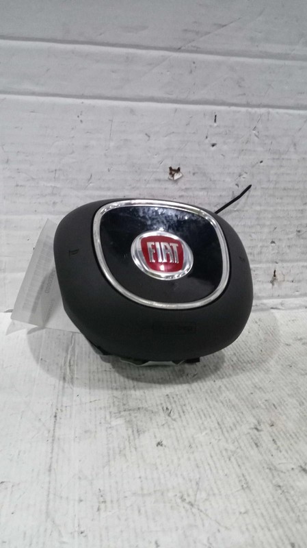 2016 FIAT 500 Steering Wheel Air Bag Black OEM Used 85K Miles NJ25-20046-491053