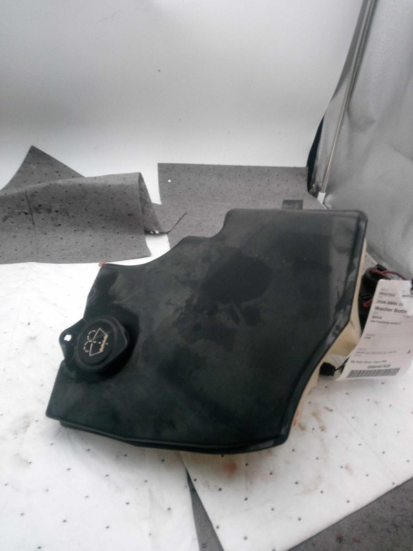 Used Washer Fluid Reservoir fits: 2006 Bmw X3 w/o headlamp washers Grade B