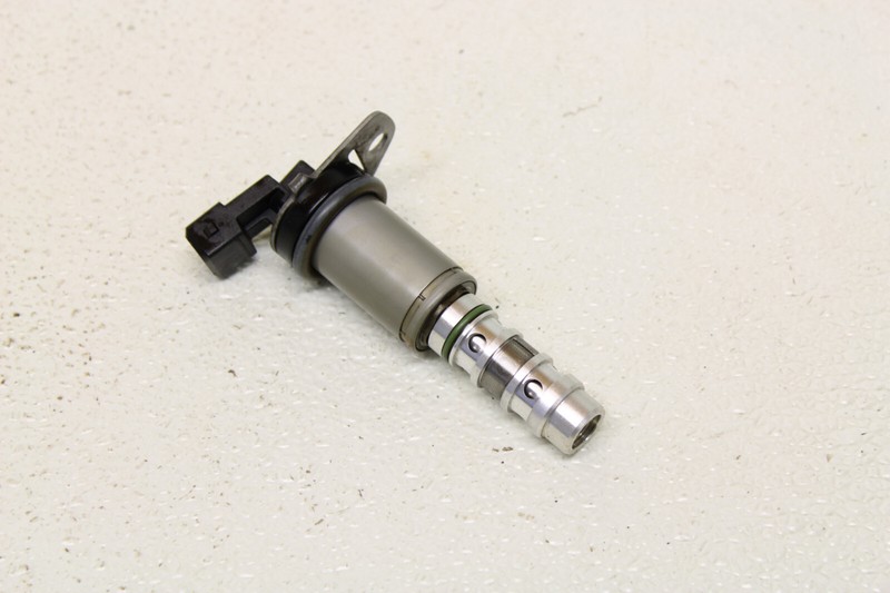 BMW M3 Exhaust Cylinder Head Vanos Solenoid S65 V8 E90 E92 E93 Oem 2008-2013