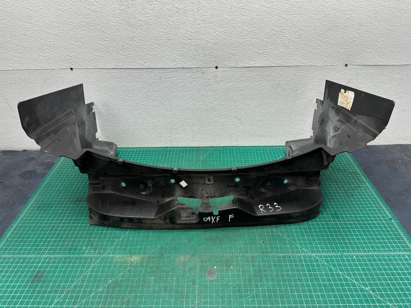 09-11 JAGUAR XF X250 UPPER RADIATOR SUPPORT DEFLECTOR SHIELD OEM