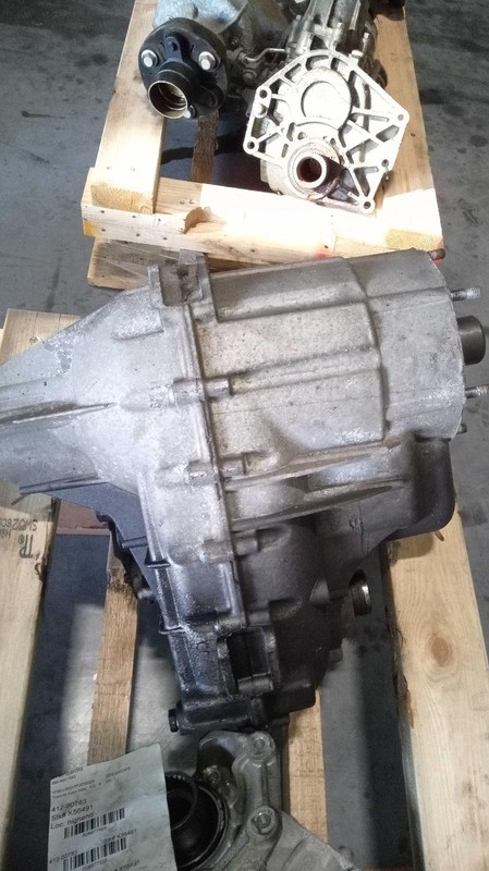 2013 Chevrolet Suburban 1500 Transfer Case Assembly OEM 5.3L 220K Miles