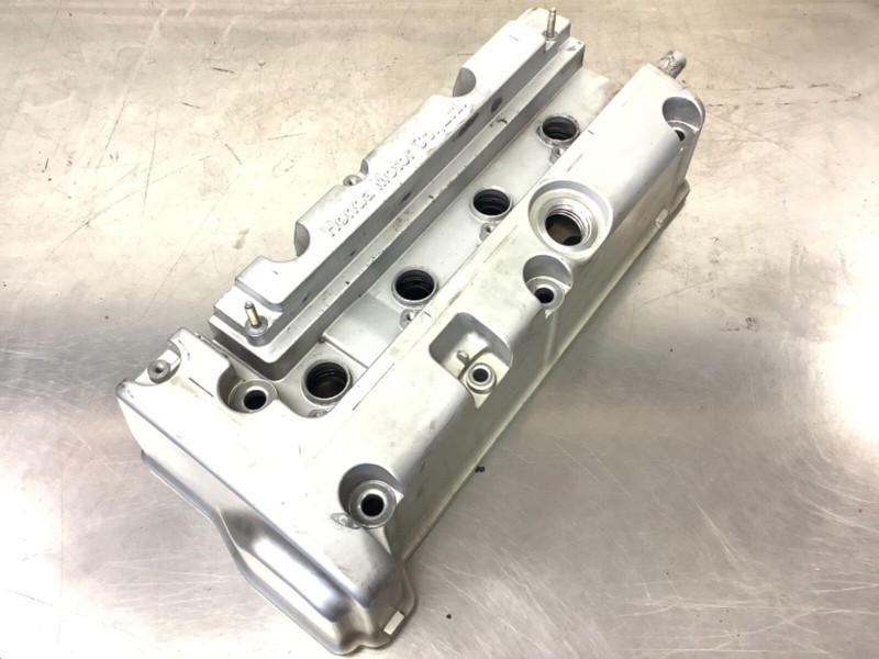 02-04 Acura RSX Cover Engine Cylinder Head Valve Cam Rocker Arm Lid Used OEM