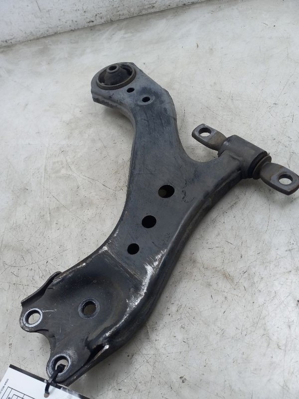 18-23 TOYOTA CAMRY XSE FRONT PASSENGER RIGHT LOWER CONTROL ARM