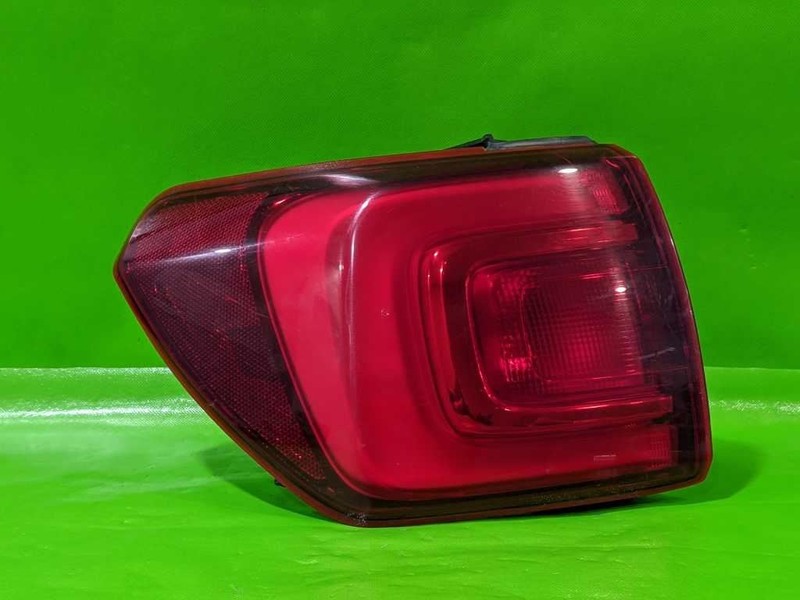17 18 19 ACADIA DRIVER LEFT QUARTER TAILLIGHT LAMP OEM 4546-43