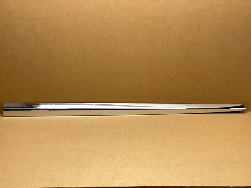 16-20 INFINITI QX60 FRONT LEFT DRIVER SIDE EXTERIOR LOWER DOOR TRIM OEM LOT746