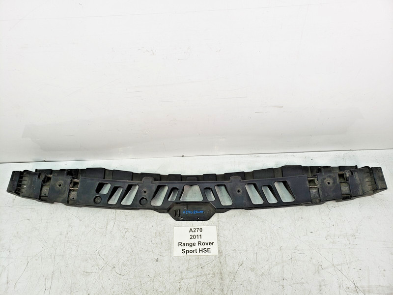 ✅06-13 OEM Land Range Rover Sport L320 Rear Bumper Center Mount Support Bracket