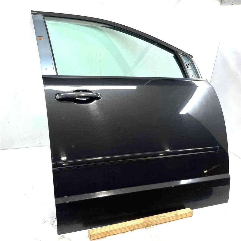 2008-2020 Dodge Caravan Front Right Passenger Door Assembly W/ Panel & Glass OEM