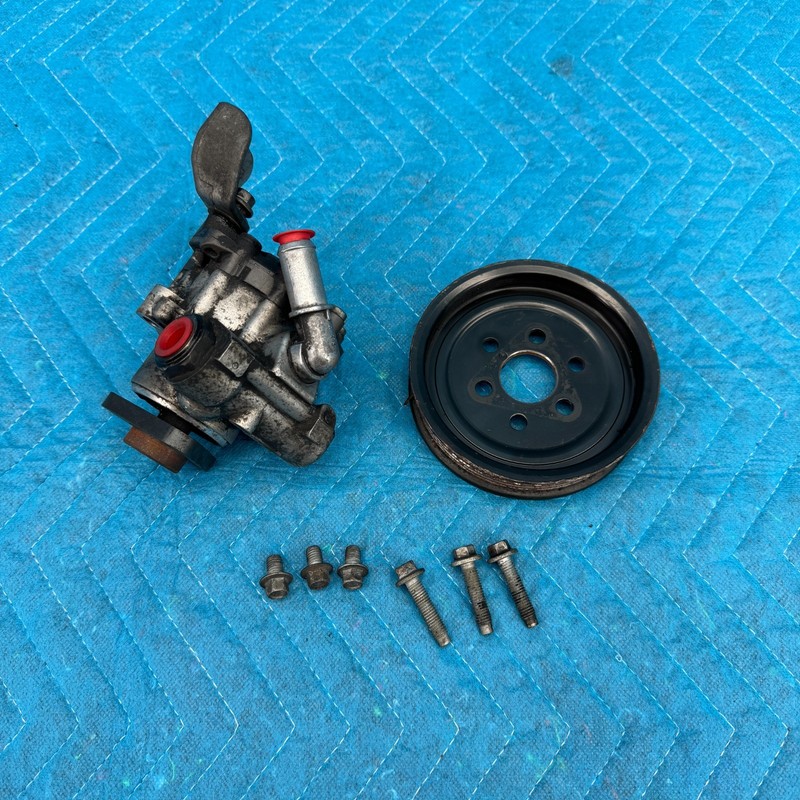 2010–2012 Range Rover L322 Power Steering Pump OEM AH423A674AB