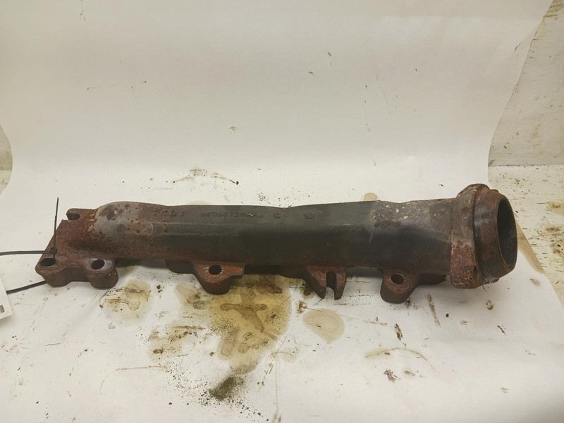19-'24 RAM 1500 New Style driver Exhaust Manifold 5.7L OEM 1 Year Warranty!