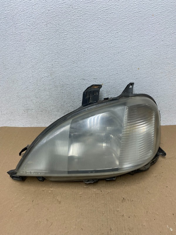 1998 to 2001 Mercedes ML320 ML-Class Left Driver LH Halogen Headlight AD6475 DW