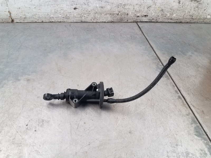 2018 Ford Mustang Shelby GT350R Clutch Master Cylinder #0117 A6