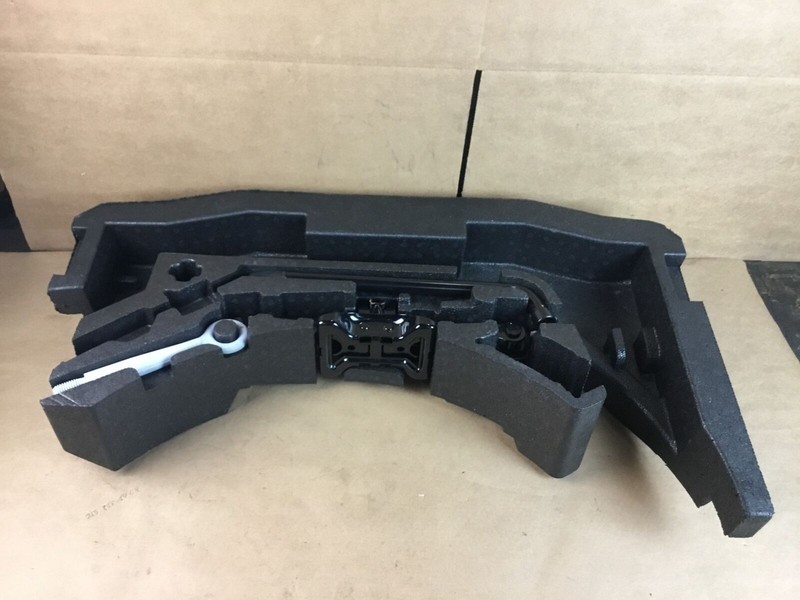 Jaguar XF 2016 Rear Trunk Floor Spare Tire Foam Tray Jack Hook Tool Set 16-19 :M
