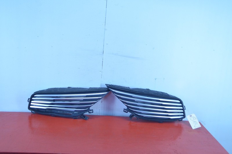 13-16 LINCOLN MKZ FRONT RIGHT / LEFT BUMPER RADIATOR GRILLE SET OEM