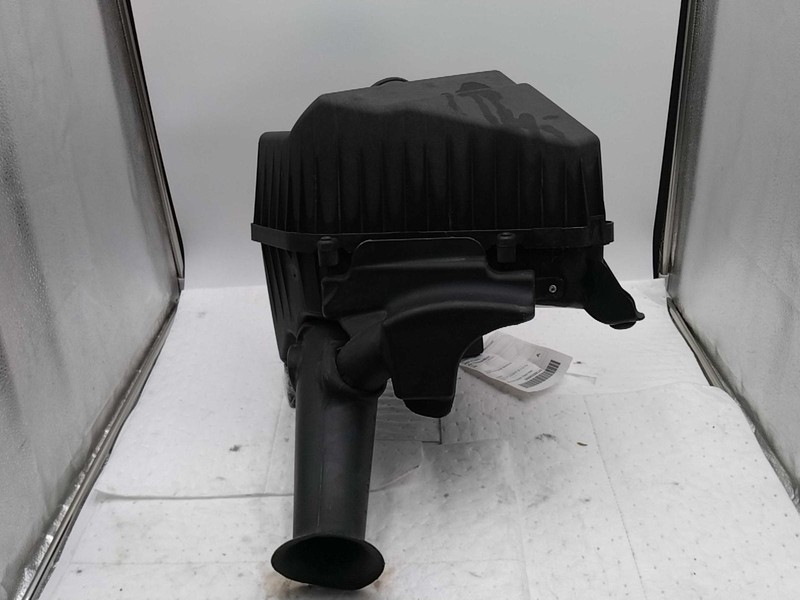 2010 GMC Acadia Air Cleaner Assembly OEM 3.6L Blue 149K Miles #25947086