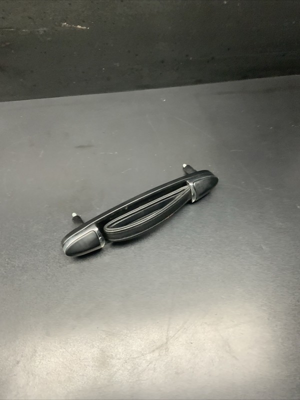 03-13 Maserati Quattroporte M139 Interior Roof Grab Handle Front Right Side OEM