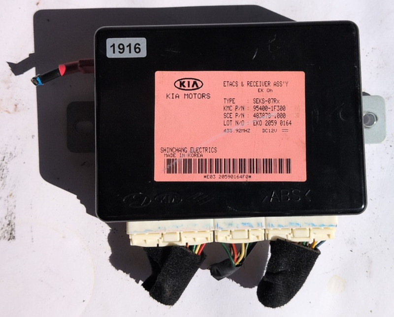 2005-2006 KIA Sportage ETACS Module Assembly Receiver Anti-theft 95400-1f300