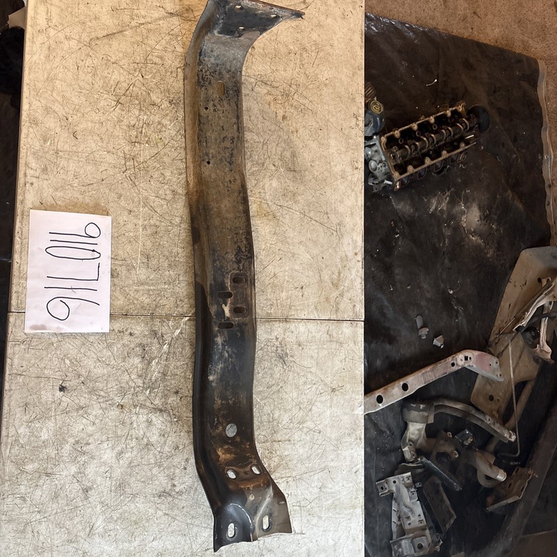 1999-2002 Ford F250 350 450 550 5.4L 7.3 ZF6 4x4 Transmission Crossmember