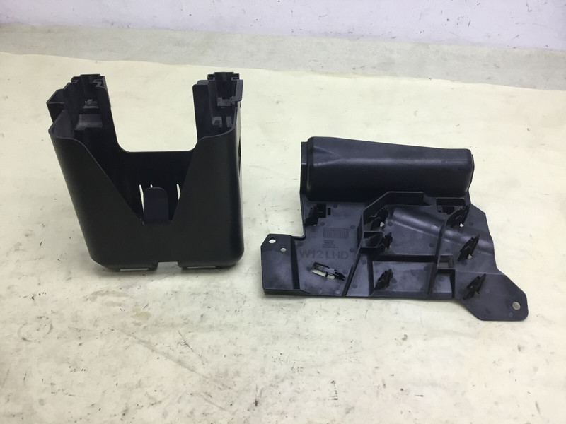 13-18 Bentley Flying Spur W12 Engine Control Module Case Bracket Mount Set |:Y
