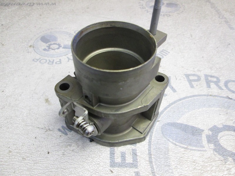 60L-13754-00-00 Port Side Throttle Body #4 (Mid) Yamaha F200 & LF200 Outboards