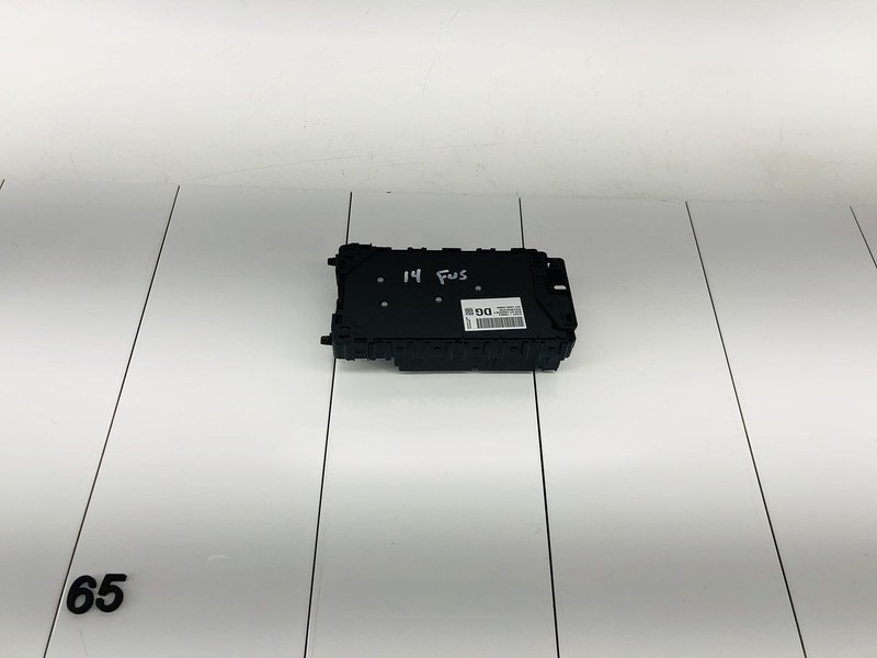 14-15 KIA FUSION 2.5L L4 GAS ENGINE MOTOR FUSE RELAY BOX HOLDER HOUSING OEM