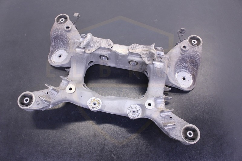 LR RANGE ROVER L405 13 14 15 16 17 REAR UNDERCARRIAGE CROSSMEMBER CRADLE OEM