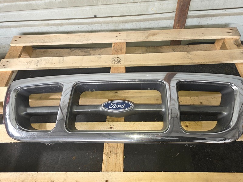 1998 1999 2000 Ford Ranger Grille Assembly Tested Oem