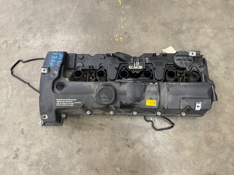 ⭐11-12 BMW X3 N52 3.0L ENGINE MOTOR CYLINDER VALVE COVER HEAD 111K OEM LOT2300