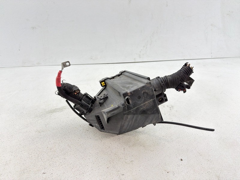 2015 - 2021 Jeep Renegade Engine Fuse Box OEM