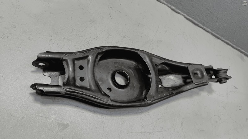 2018-2022 HONDA ACCORD HYBRID REAR PASSENGER LOWER CONTROL ARM SPRING PERCH OEM