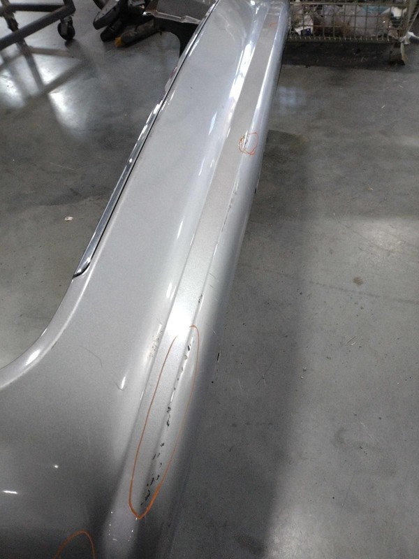 2019 Dodge Caravan Silver Bumper Assembly OEM Used with Scratches NJ25-21857