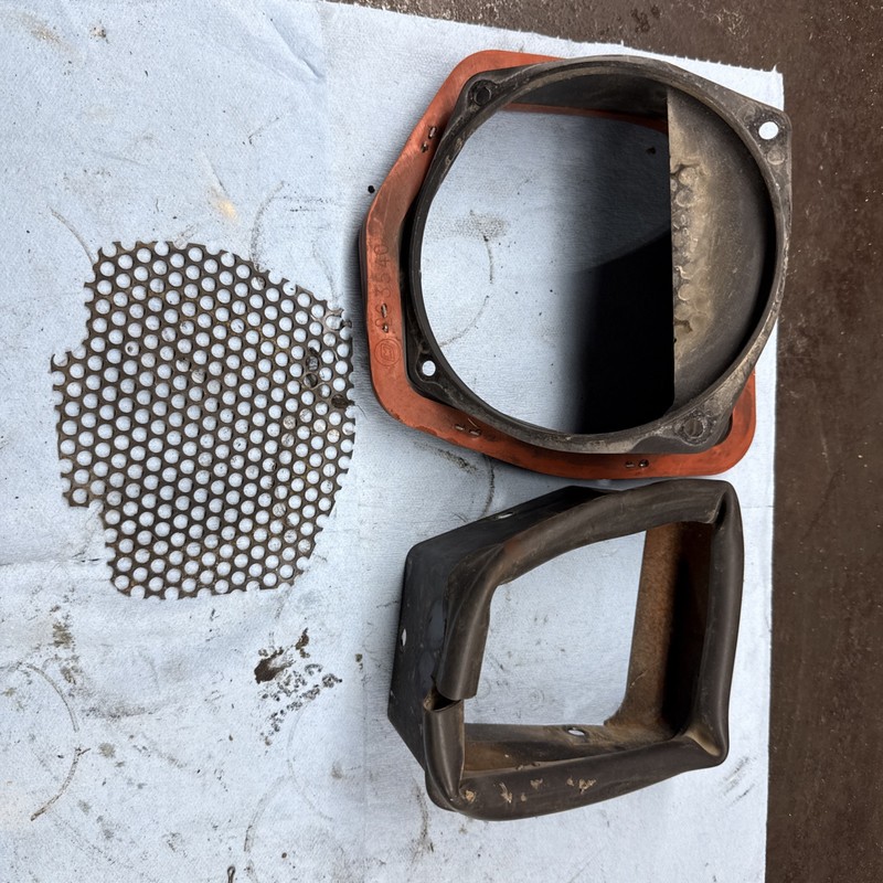 1974 Omc Evinrude Skimmer 440 Model 243 Vintage Snowmobile motor Duct Vents