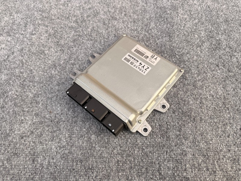 NISSAN 370Z 2013-2017 OEM ENGINE COMPUTER DME ECU BEM390-000 (AUTOMATIC)